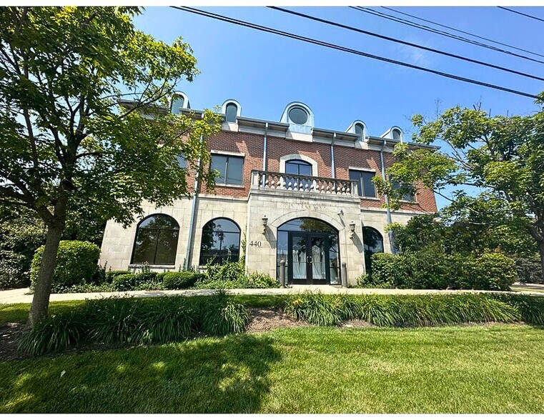 440-442 Milwaukee Ave, Lincolnshire, IL à louer - Photo de l’immeuble – Image 2 sur 13