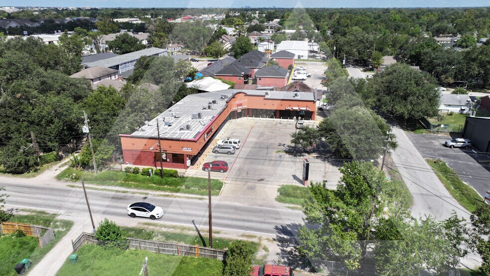 25 Berry Rd, Houston, TX à vendre - Photo de l’immeuble – Image 3 sur 7