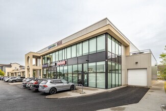 Plus de détails pour 2900 Gibford Dr, Ottawa, ON - Local commercial à vendre