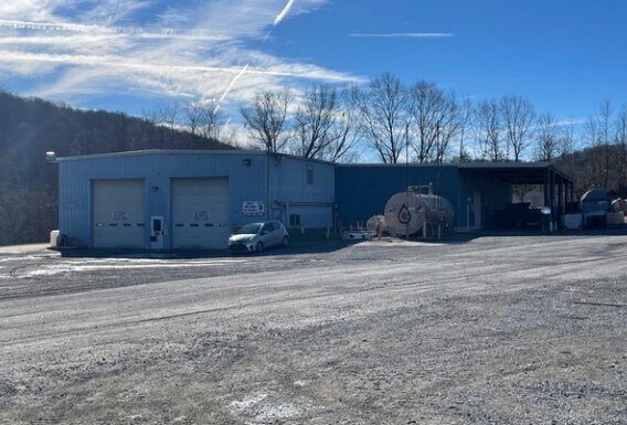 494 Four H Camp Rd, Morgantown, WV à vendre - Photo de l’immeuble – Image 3 sur 6