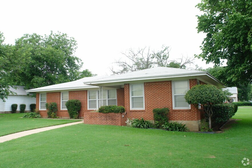 306 S Main St, Mansfield, TX à vendre - Photo de l’immeuble – Image 2 sur 18