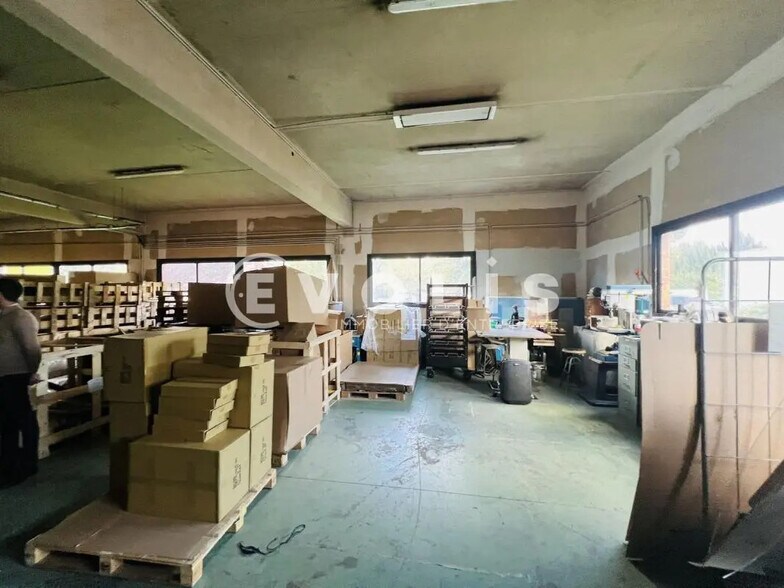 Local d'activités dans Neuilly-Plaisance à vendre - Photo intérieure – Image 2 sur 10