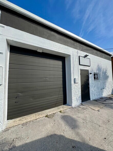 4055-4059 7th Ter, Saint Petersburg, FL à vendre - Photo de l’immeuble – Image 3 sur 18