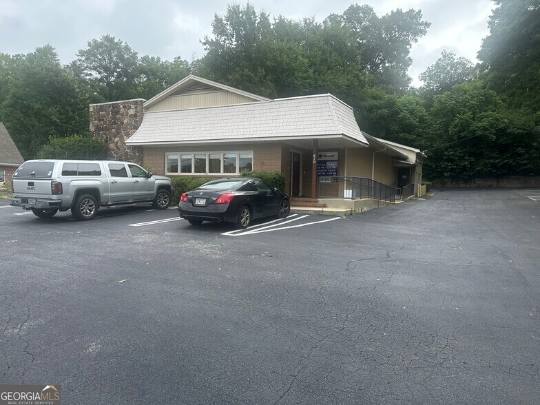 670 S 8th St, Griffin, GA à vendre - Photo de l’immeuble – Image 2 sur 21