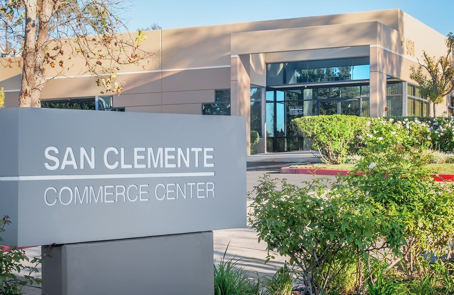 927 Calle Negocio, San Clemente, CA à louer - Photo de l’immeuble – Image 2 sur 5