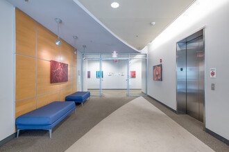 21785 Filigree Ct, Ashburn, VA à louer Photo intérieure– Image 2 sur 11