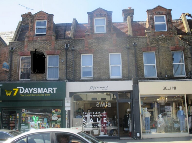 805 High Rd, Londres à louer - Photo de l’immeuble – Image 1 sur 2