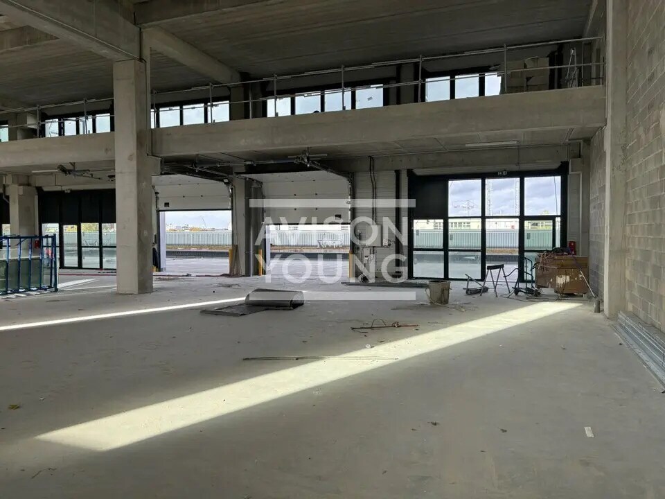 Local d’activités dans Bobigny à louer Photo intérieure– Image 1 sur 9