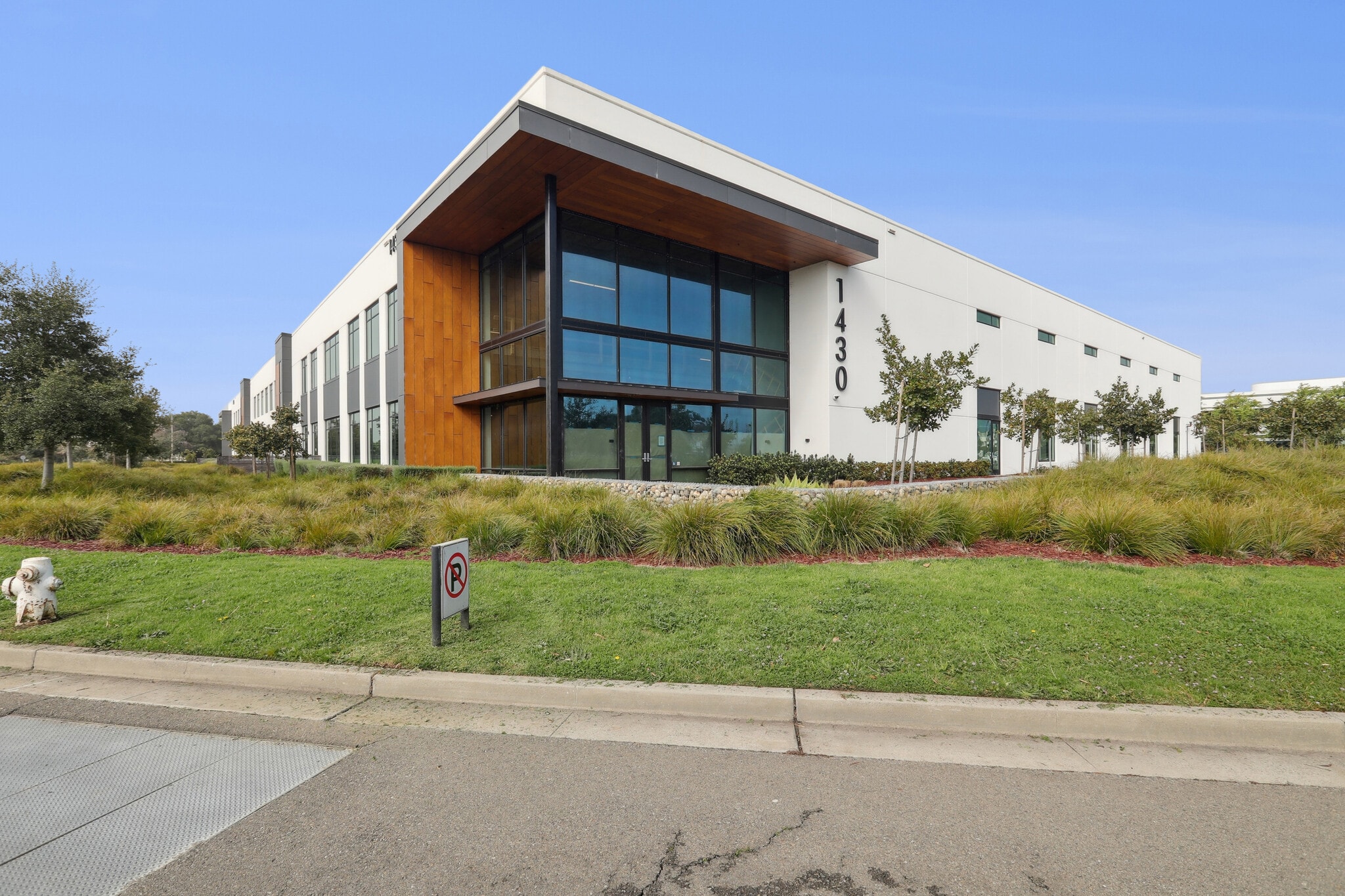 2115 North Loop Rd, Alameda, CA à louer Photo intérieure– Image 1 sur 8