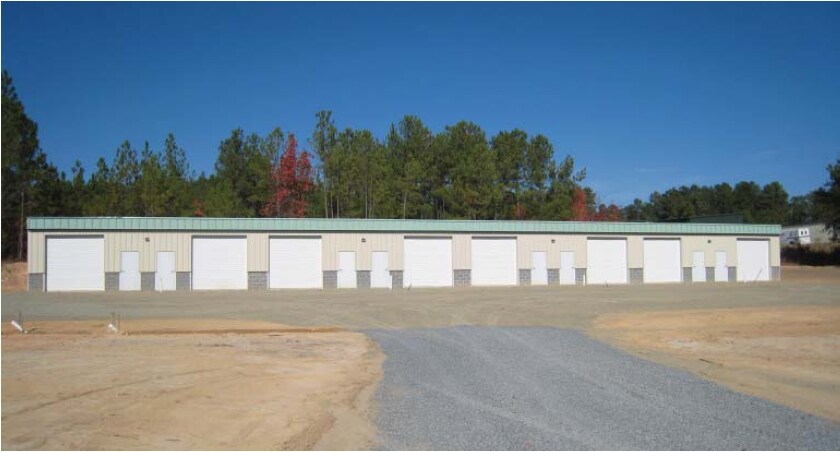 115 Parkway Dr, Aberdeen, NC à louer Photo principale– Image 1 sur 7