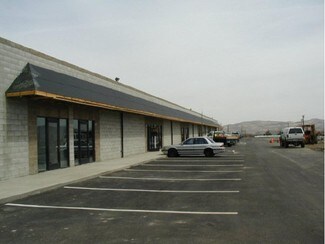 Plus de détails pour 2530 Sutro St, Reno, NV - Local d'activités à louer