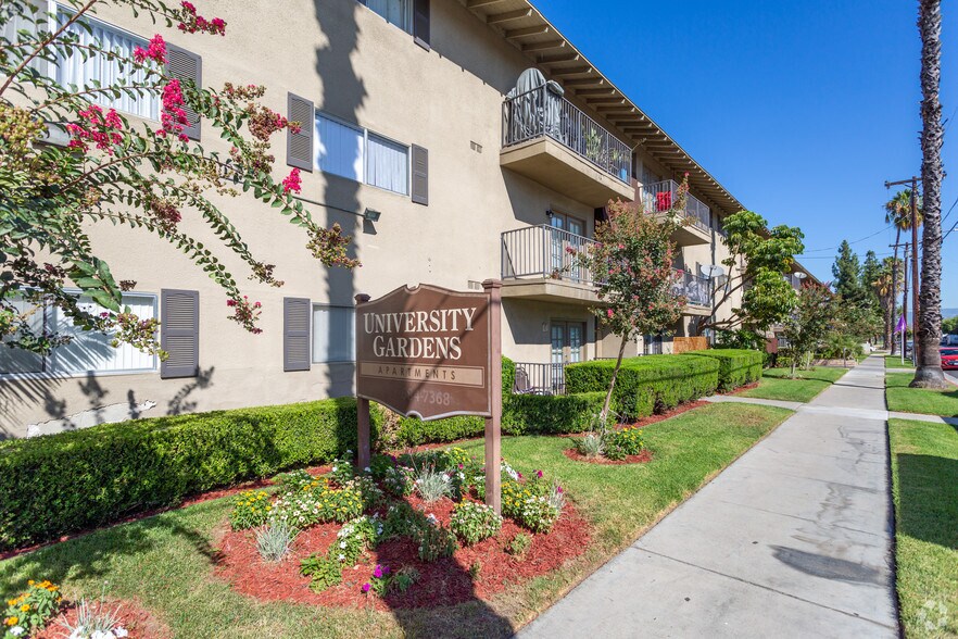 3681-3725 Cranford Ave, Riverside, CA à vendre - Photo de l’immeuble – Image 3 sur 15