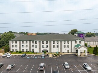 Plus de détails pour 220 Caravan Dr, Elkhart, IN - Hôtellerie à vendre