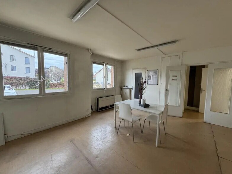 Bureau dans Bezons à louer - Photo intérieure – Image 1 sur 9