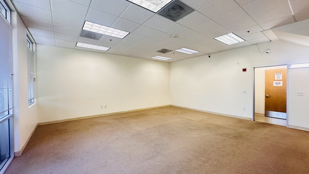 809-837 Corporate Way, Fremont, CA à vendre - Photo de l’immeuble – Image 3 sur 6
