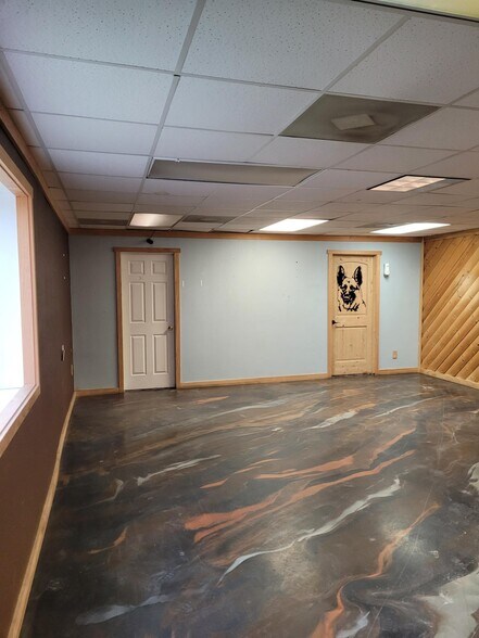 730 N Glenn Rd, Casper, WY à louer - Photo intérieure – Image 3 sur 8