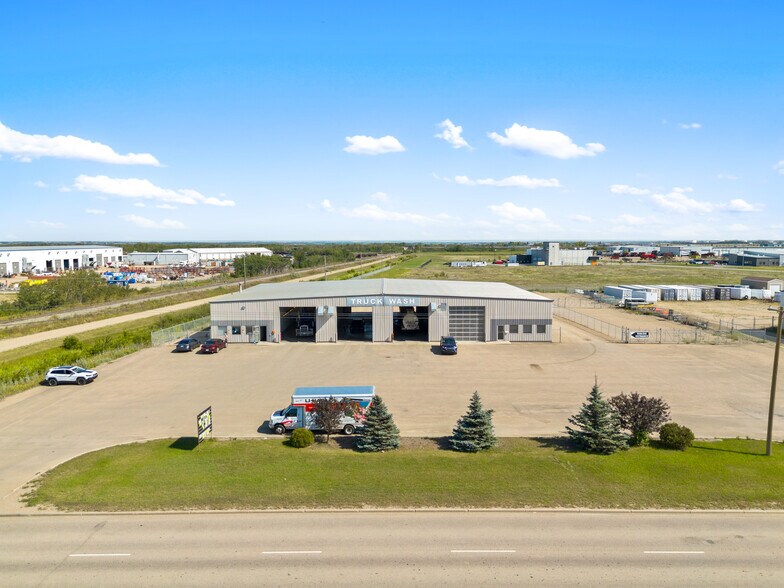 4807 40 Av, Lloydminster, SK à louer - Photo de l’immeuble – Image 3 sur 37
