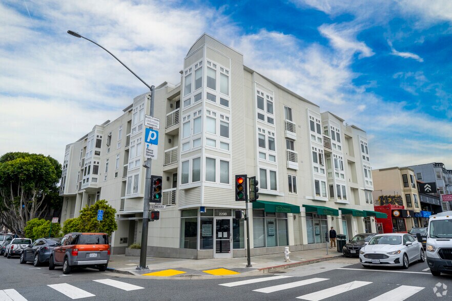 2288-2298 Lombard St, San Francisco, CA à louer - Photo de l’immeuble – Image 2 sur 9