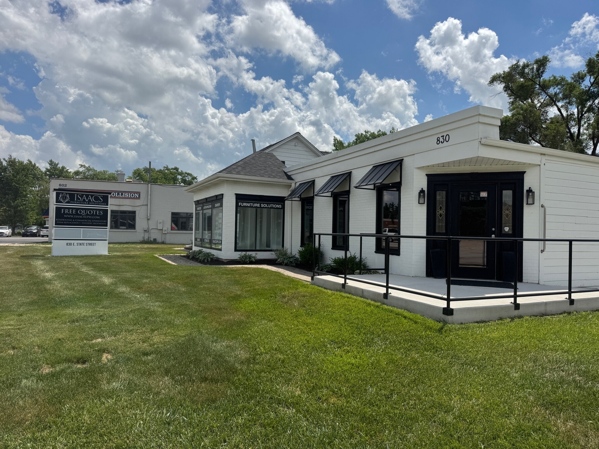 830 E State St, Geneva, IL à louer Photo de l’immeuble– Image 1 sur 16