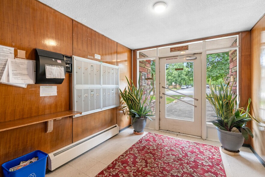 3040 Nanaimo St, Vancouver, BC à vendre - Photo intérieure – Image 3 sur 9