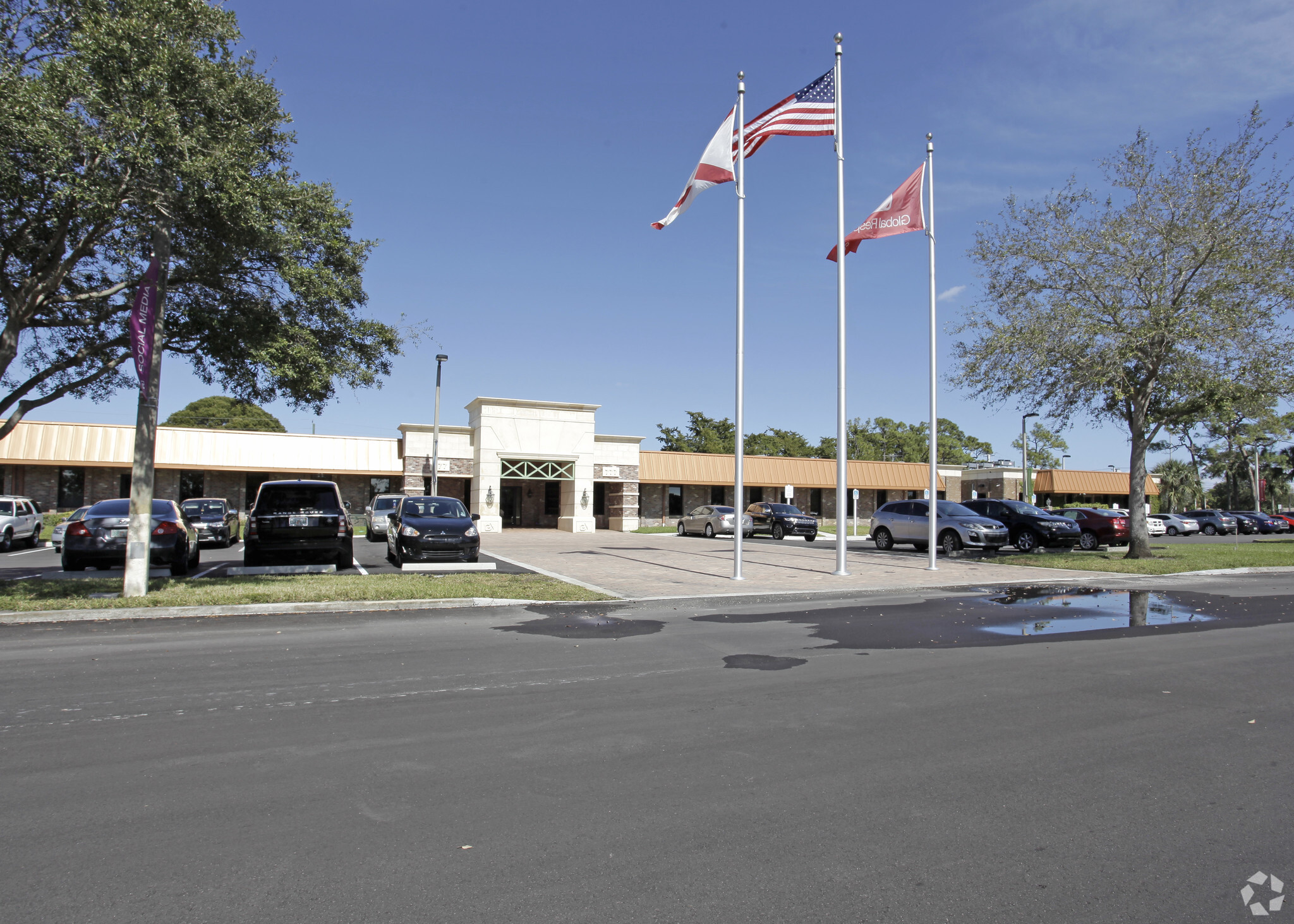 777 S State Road 7, Margate, FL à vendre Photo principale– Image 1 sur 15