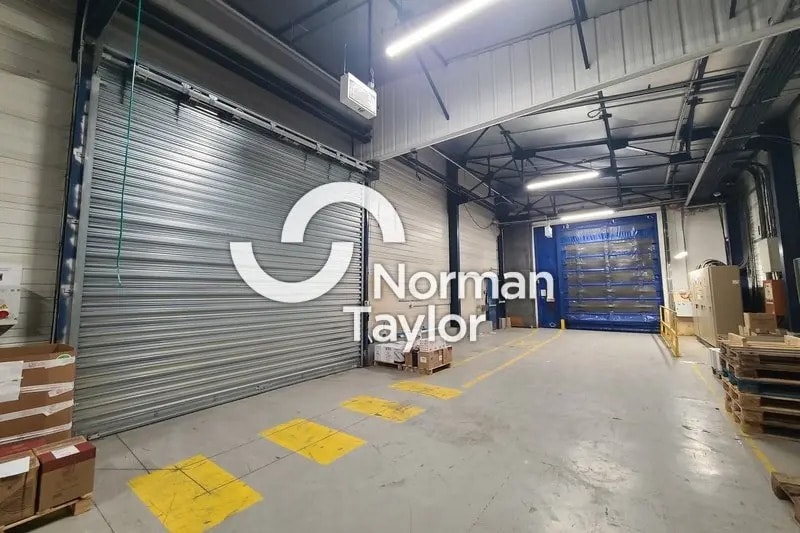 Local d’activités dans Bayonne à louer Photo intérieure– Image 1 sur 4