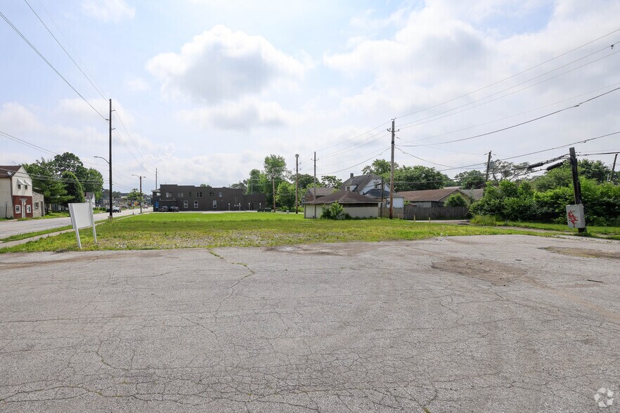2013-2029 Prospect St, Indianapolis, IN à vendre - Photo principale – Image 1 sur 2