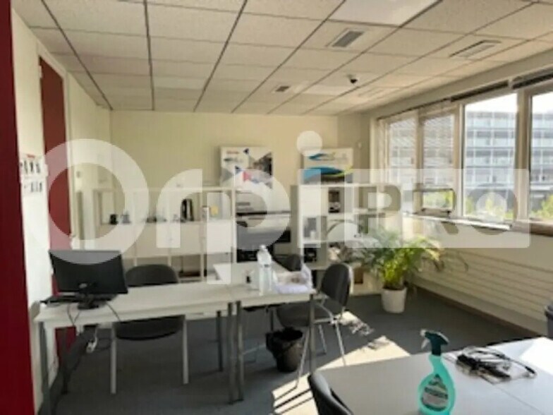Bureau dans Limas à louer - Photo de l’immeuble – Image 3 sur 3