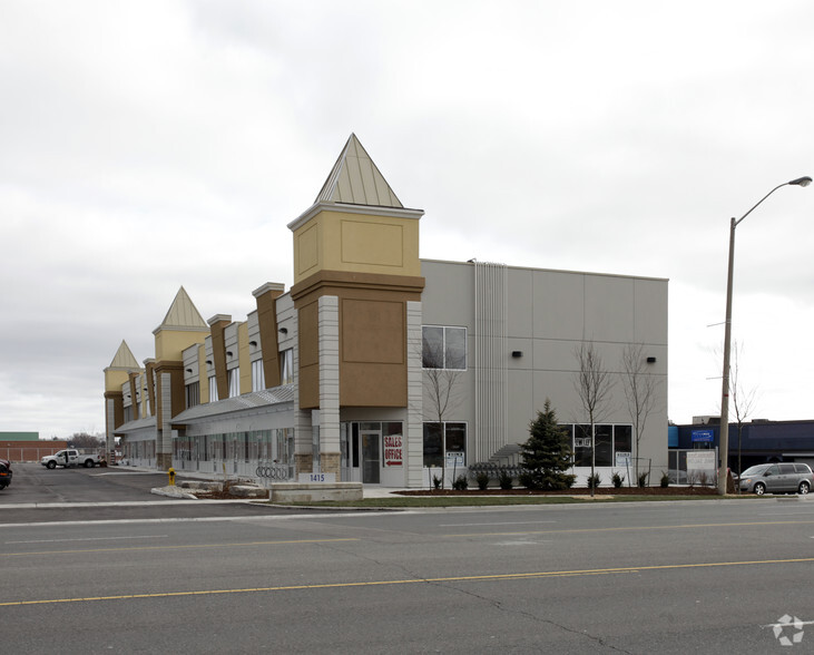 1415 Kennedy Rd, Toronto, ON à vendre - Photo principale – Image 1 sur 7
