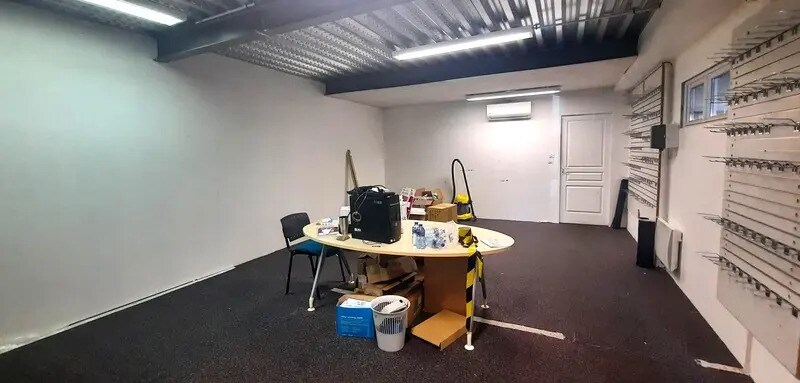 Bureau dans Périgny à louer - Photo de l’immeuble – Image 2 sur 4