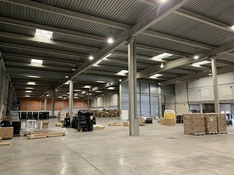 Industriel/Logistique dans Toulouse à louer - Photo de l’immeuble – Image 3 sur 4