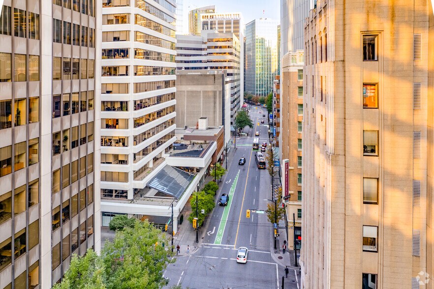 830 W Pender St, Vancouver, BC à louer - Aérien – Image 3 sur 3