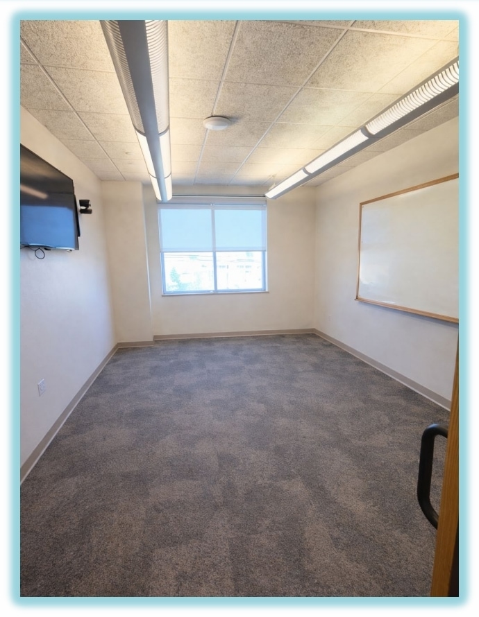 2725 Rocky Mountain Ave, Loveland, CO à louer Photo intérieure– Image 1 sur 11