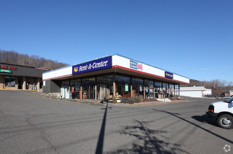 625 Wolcott St, Waterbury, CT à louer - Photo principale – Image 1 sur 22