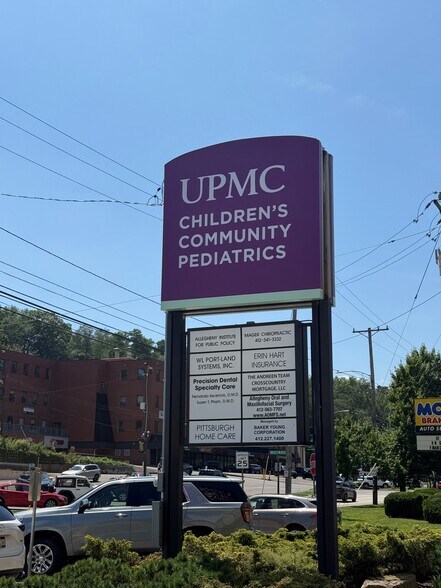 305 Mt Lebanon Blvd, Pittsburgh, PA à louer - Photo de l’immeuble – Image 2 sur 3