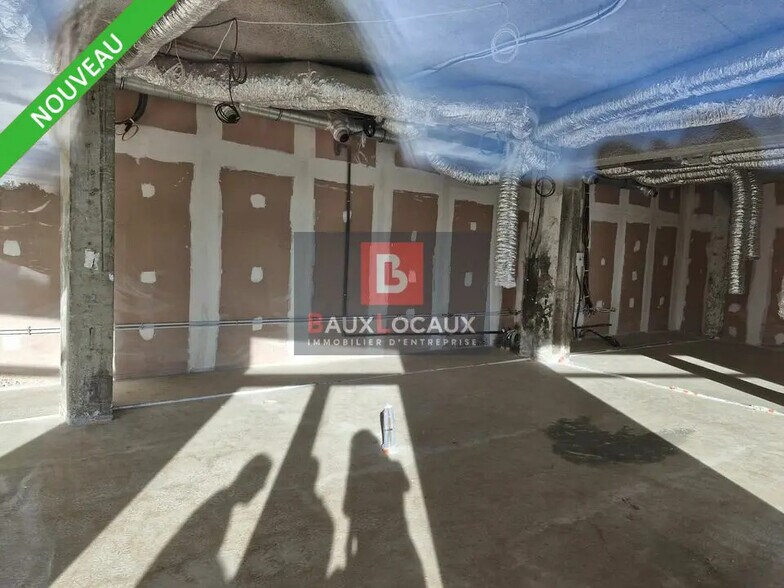 Local commercial dans Fos-sur-Mer à louer - Photo de l’immeuble – Image 3 sur 8