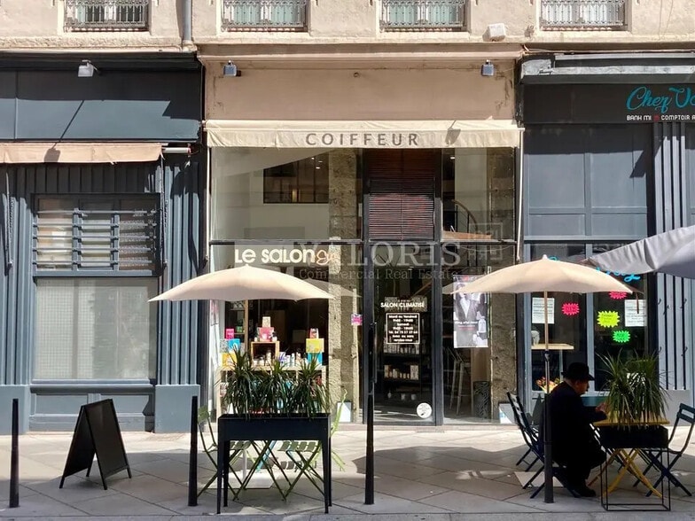 Local commercial dans Lyon à louer - Photo de l’immeuble – Image 1 sur 3