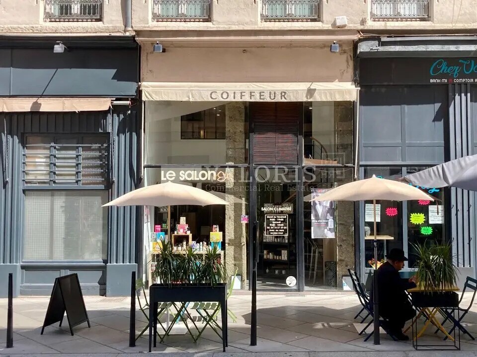 Local commercial dans Lyon à louer Photo de l’immeuble– Image 1 sur 4