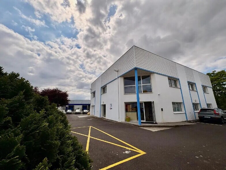 Bureau dans Nantes à louer - Photo de l’immeuble – Image 2 sur 36