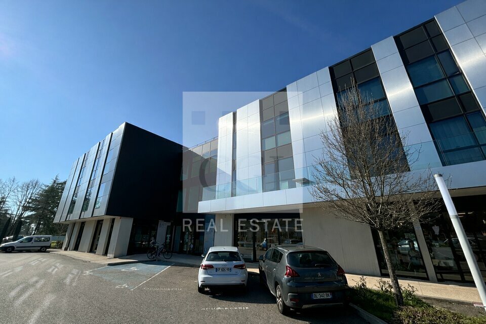 104 Route De Paris, Charbonnières-les-Bains à vendre Photo de l’immeuble– Image 1 sur 22
