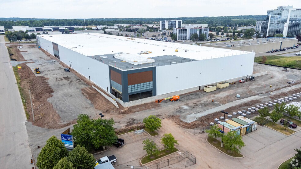 1213 International Blvd, Burlington, ON à louer - Photo de l’immeuble – Image 3 sur 9