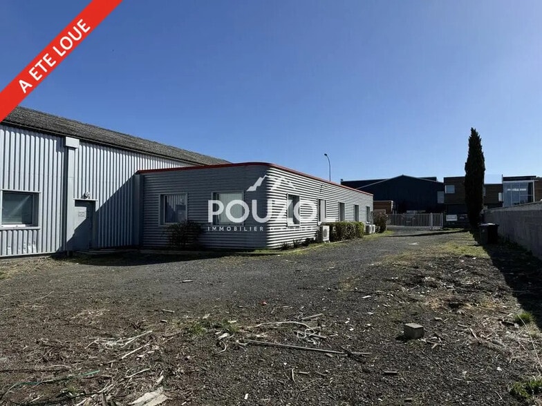 Local d’activités dans La Roche-Blanche à louer - Photo de l’immeuble – Image 2 sur 13