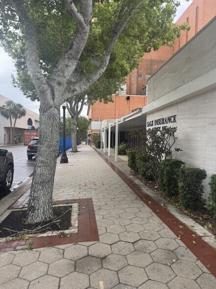 311-317 S Tennessee Ave, Lakeland, FL à louer - Photo de l’immeuble – Image 3 sur 19