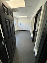 10605-10715 E Winner Rd, Independence, MO à louer Photo intérieure– Image 1 sur 5