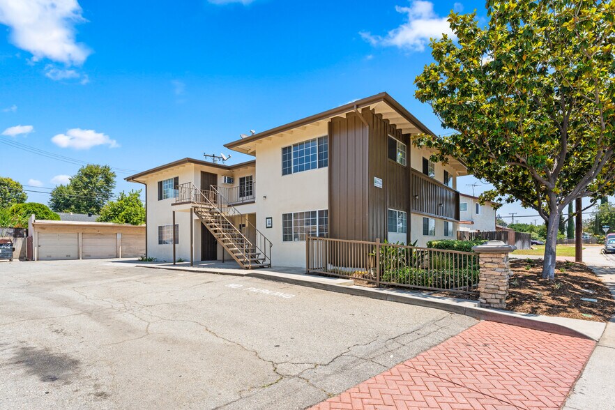 4484 La Deney St, Montclair, CA à vendre - Photo de l’immeuble – Image 2 sur 9