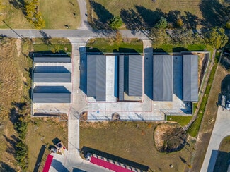 Plus de détails pour 1321 Kerry ln, Azle, TX - Spécialisé à vendre