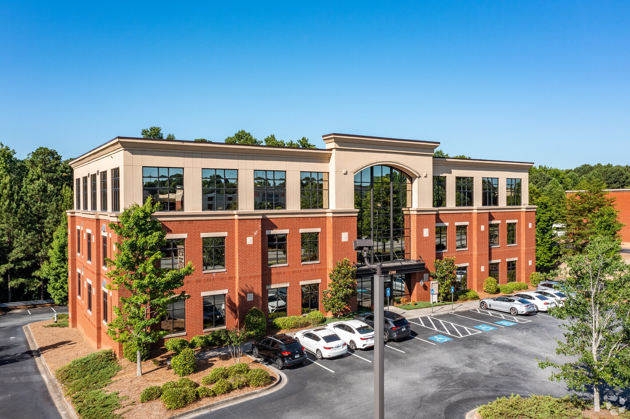 2700 N Berkeley Lake Rd, Duluth, GA à louer Photo principale– Image 1 sur 23