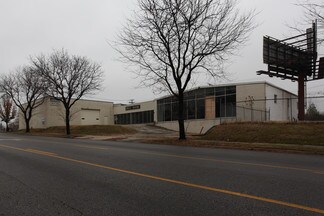 Plus de détails pour 6707 Prospect Ave, Kansas City, MO - Local d'activités à louer