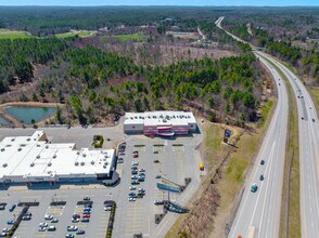 22 Calef Hwy, Epping, NH à louer Aérien– Image 1 sur 3