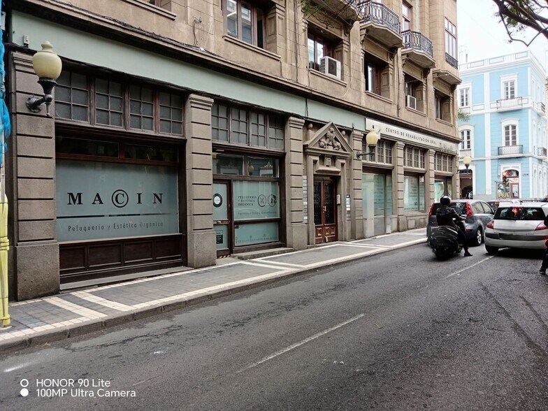 Calle Viera y Clavijo, Las Palmas de Gran Canaria, Las Palmas à vendre - Photo de l’immeuble – Image 2 sur 21